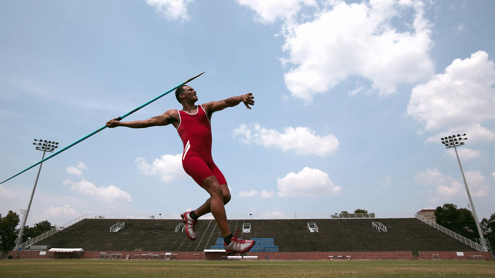 冬奥集训营引入高科技辅助设备，冬奥培训