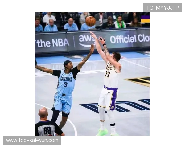 东契奇狂砍44分湖人险胜灰熊豪取三连胜，东契奇nba总得分